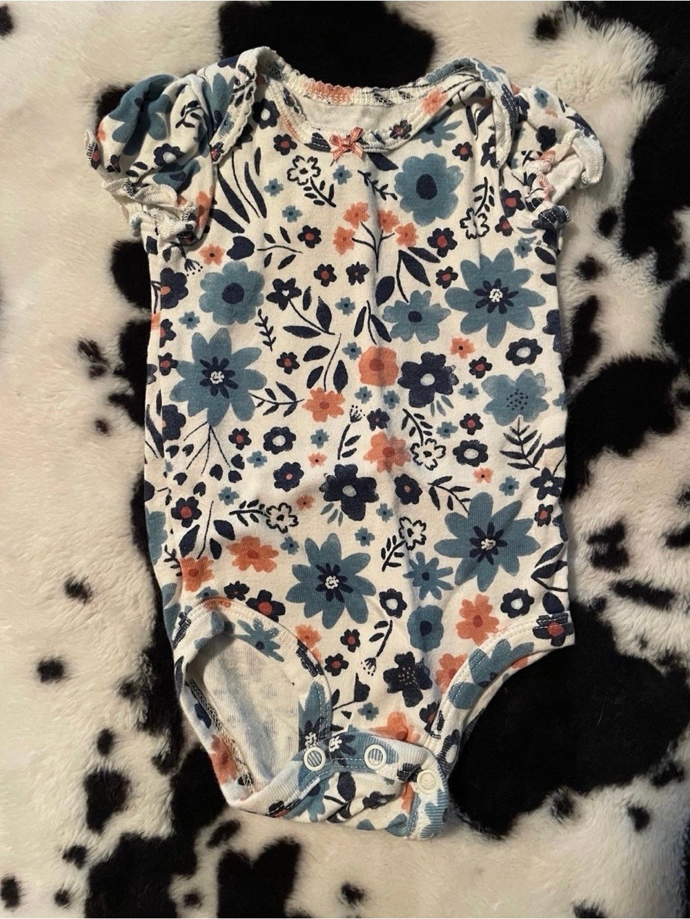 Carter’s Just One You Floral Infant Onesie Size 3 Months